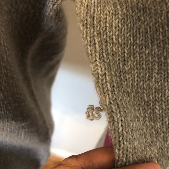 NVW round neck sweater . - Picture 6 of 6